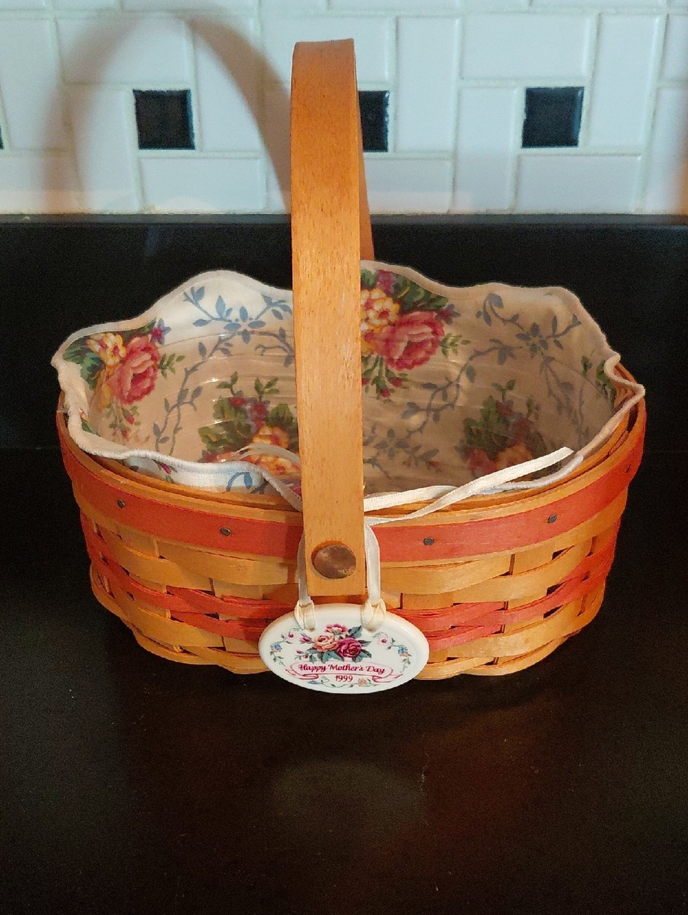 1999 Mother's DAY Longaberger Basket!
